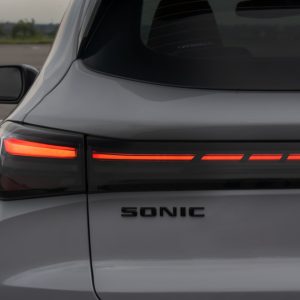 CHEVROLET SONIC RS AT 1.0T EXTRA FULL 0KM