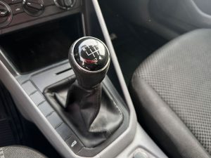 VOLKSWAGEN POLO TRENDLINE 1.6 5PTS 2019