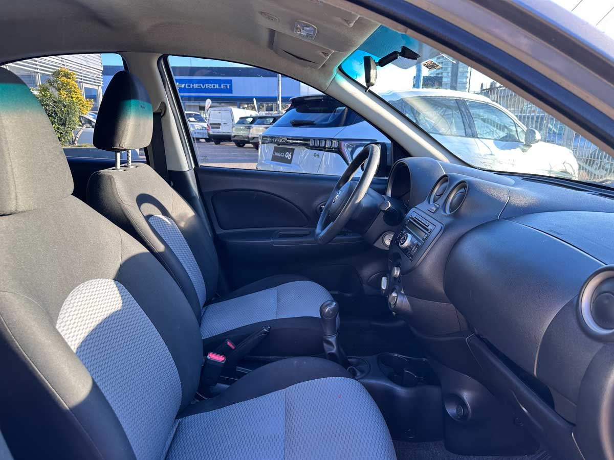 NISSAN MARCH ADVANCE EXTRA FULL MT 2013