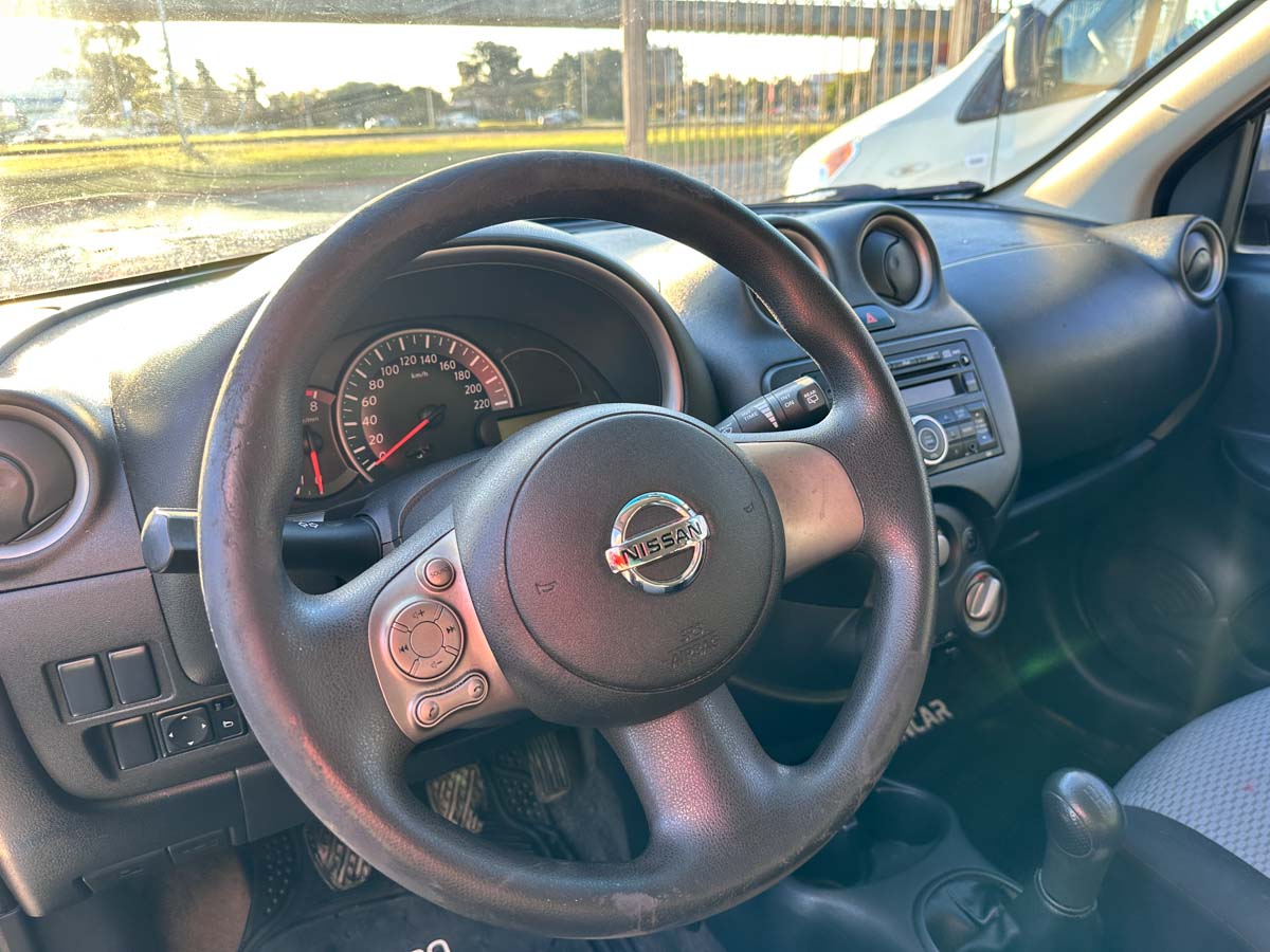 NISSAN MARCH ADVANCE EXTRA FULL MT 2013