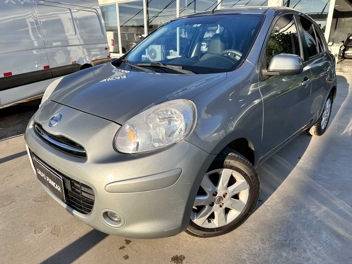 NISSAN MARCH ADVANCE EXTRA FULL MT 2013