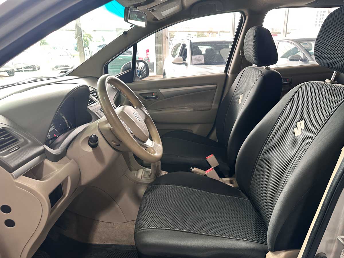 SUZUKI ERTIGA GLX 1.4 MT 7 PASAJEROS EXTRA FULL 2015