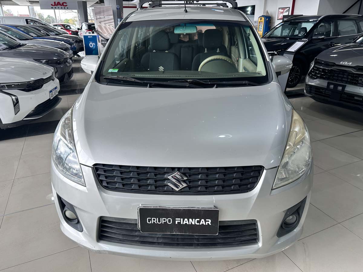 SUZUKI ERTIGA GLX 1.4 MT 7 PASAJEROS EXTRA FULL 2015