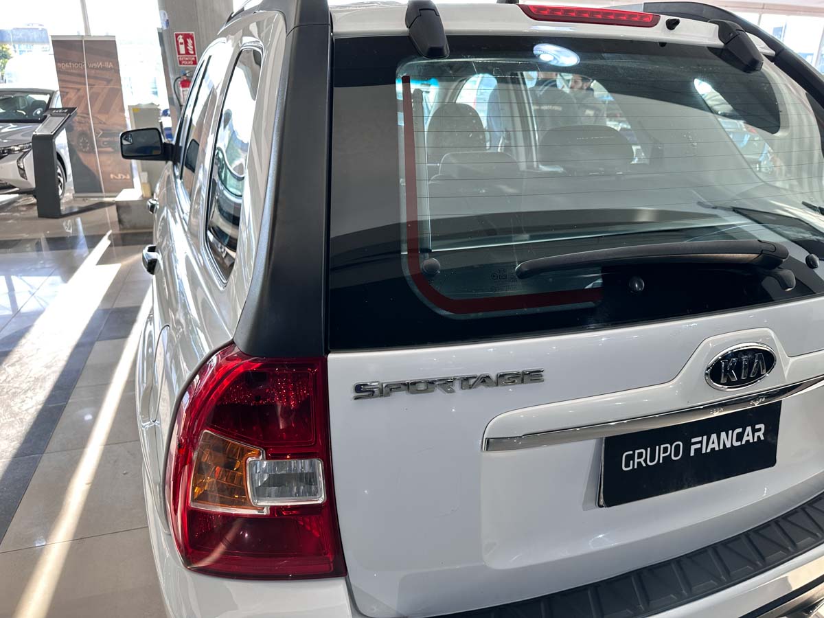 KIA SPORTAGE AT 5PTS 2010