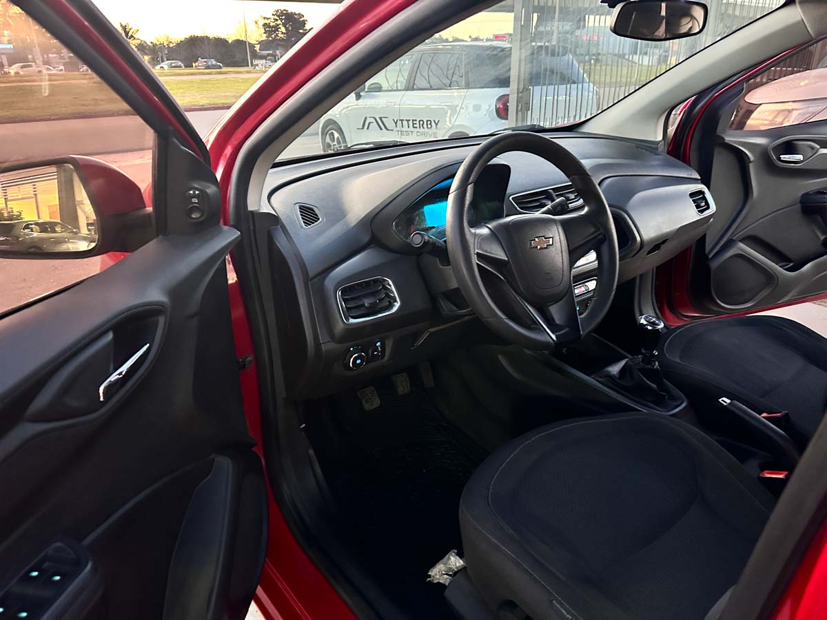 CHEVROLET ONIX LTZ 1.4 MT 5PTS 2014