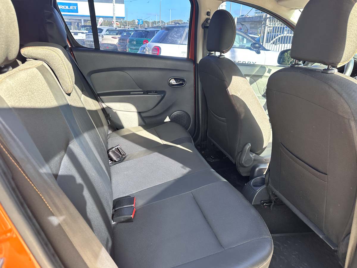 RENAULT NUEVA STEPWAY 1.6 PRIVILEGE FULL 2015