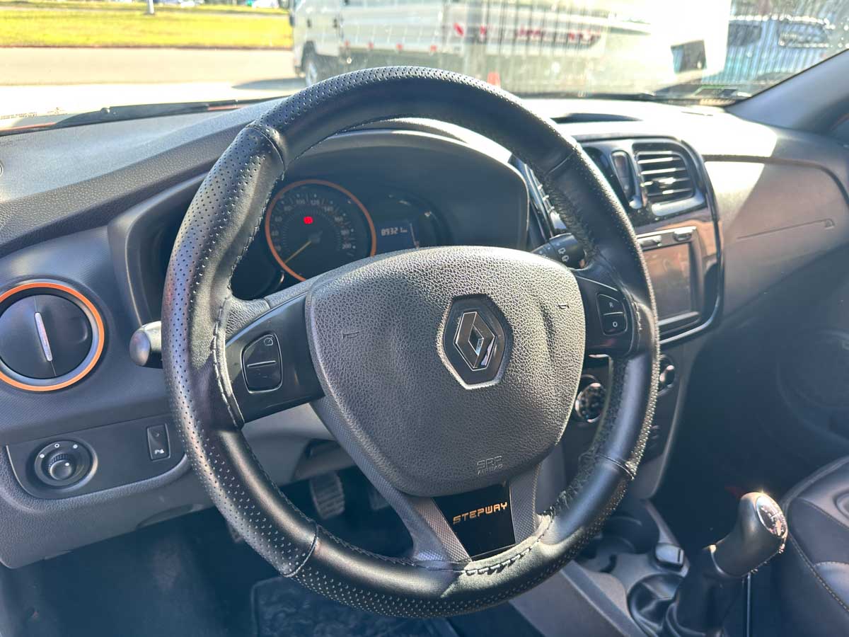 RENAULT NUEVA STEPWAY 1.6 PRIVILEGE FULL 2015