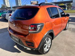 RENAULT NUEVA STEPWAY 1.6 PRIVILEGE FULL 2015