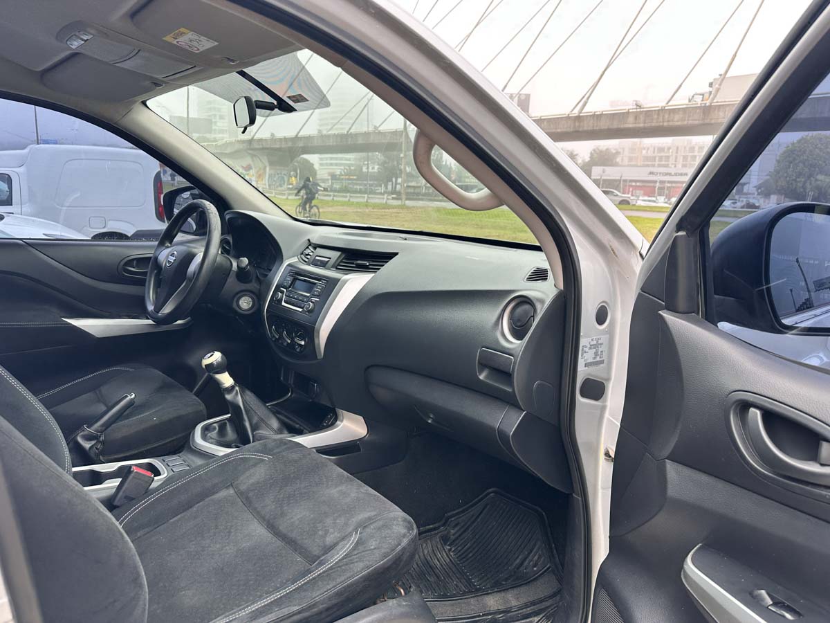 NISSAN NP300 FRONTIER 4X2 DC 2.5 FULL 2018