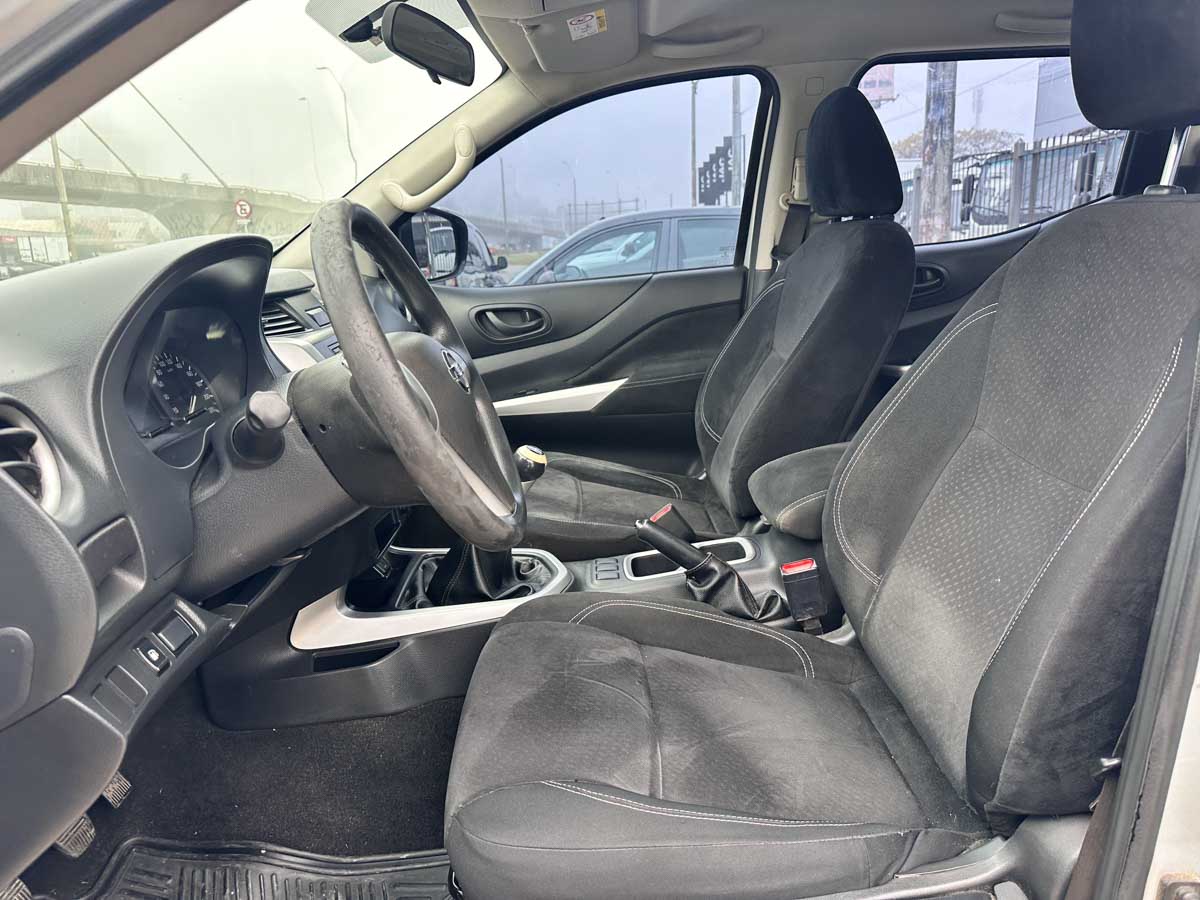 NISSAN NP300 FRONTIER 4X2 DC 2.5 FULL 2018