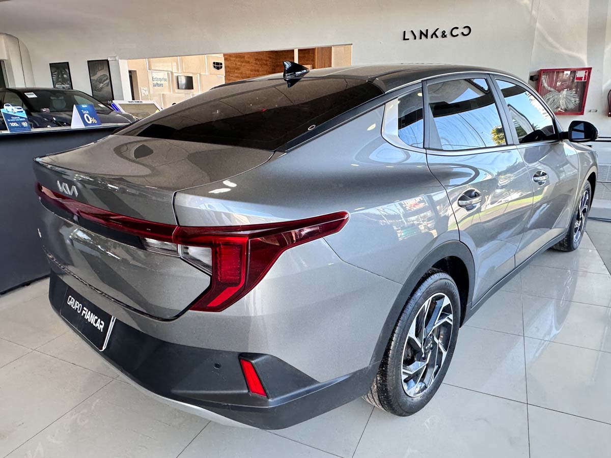 KIA K3 EX PLUS + ADAS AT6 1.4 EXTRA FULL 2025