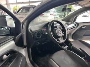 VOLKSWAGEN HIGH UP 1.0 FULL 2017