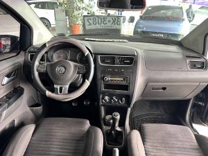 VOLKSWAGEN CROSSFOX 1.6 FULL 5PTS 2011