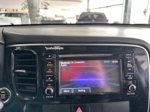 MITSUBISHI OUTLANDER 3.0 AT 4X4 EXTRA FULL 5PTS 2019