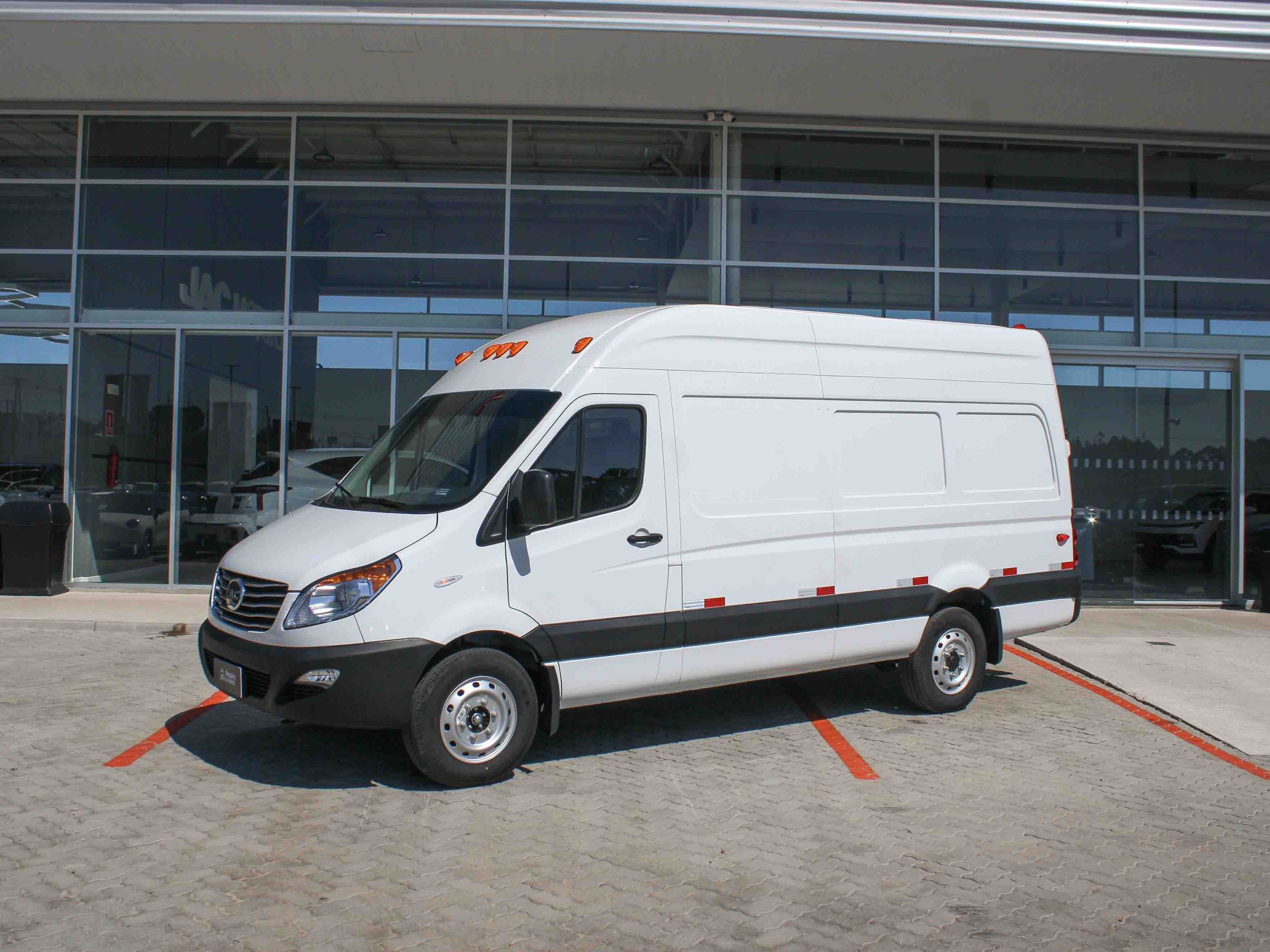 JAC SUNRAY FURGÓN 12m3 0KM PRECIO LEASING