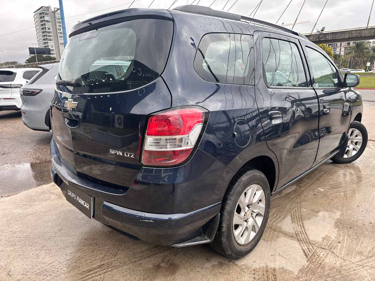 CHEVROLET SPIN LTZ 1.8 MT 7 PASAEROS EXTRA FULL 2017