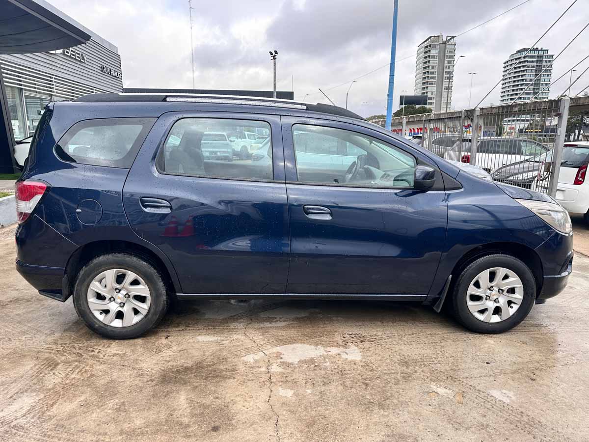 CHEVROLET SPIN LTZ 1.8 MT 7 PASAEROS EXTRA FULL 2017