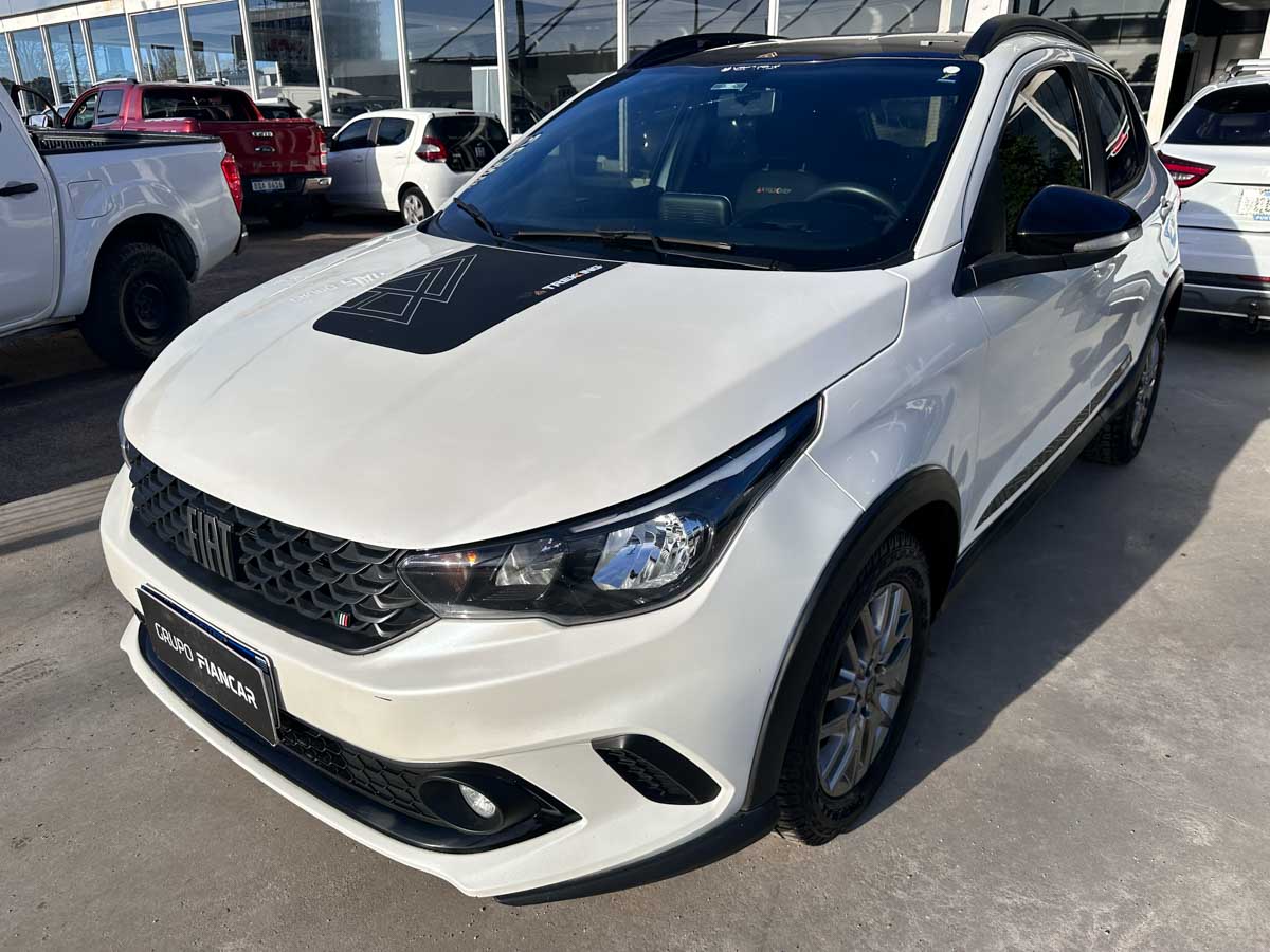 FIAT ARGO TREKKING 1.3 MT FULL 5PTS 2022