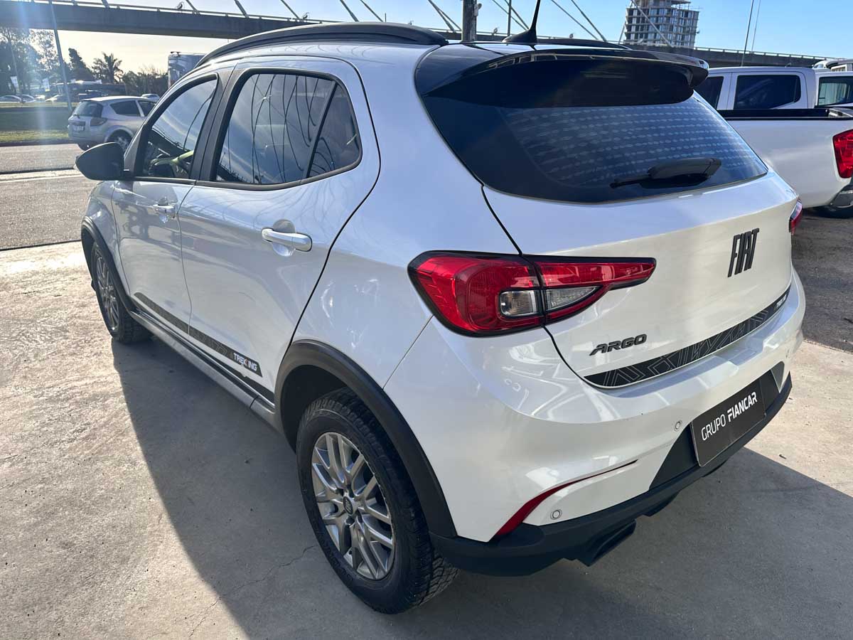 FIAT ARGO TREKKING 1.3 MT FULL 5PTS 2022