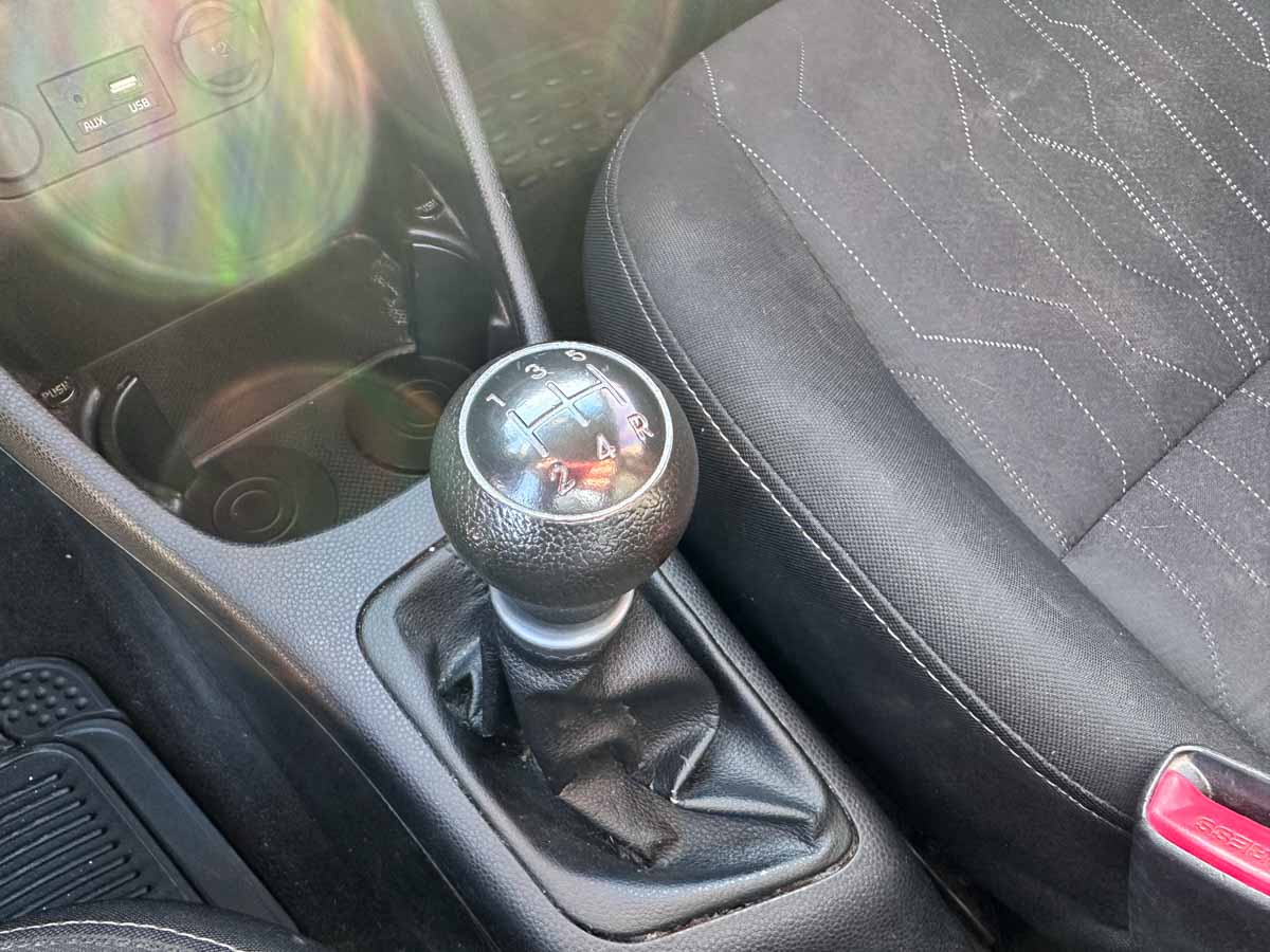 KIA PICANTO EX MT FULL 5PTS 2016