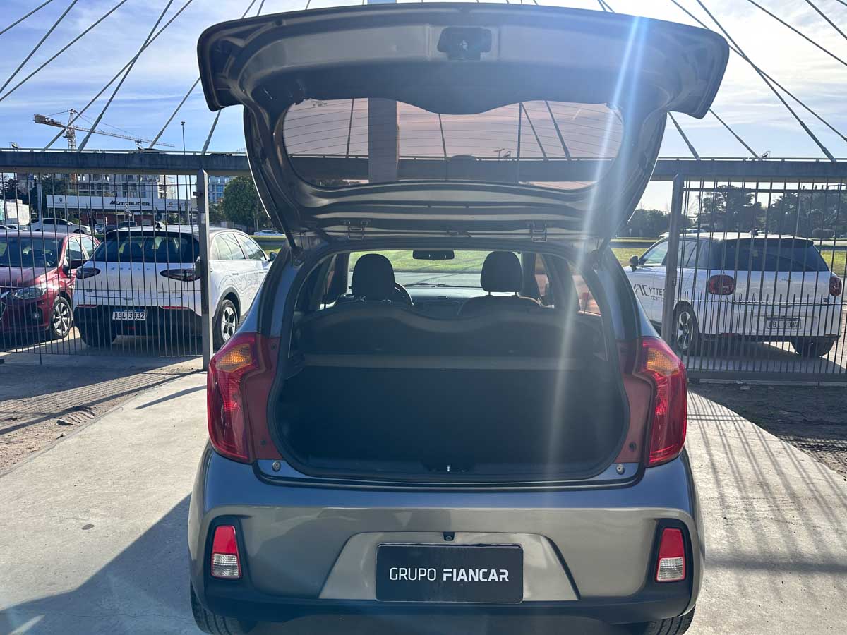 KIA PICANTO EX MT FULL 5PTS 2016