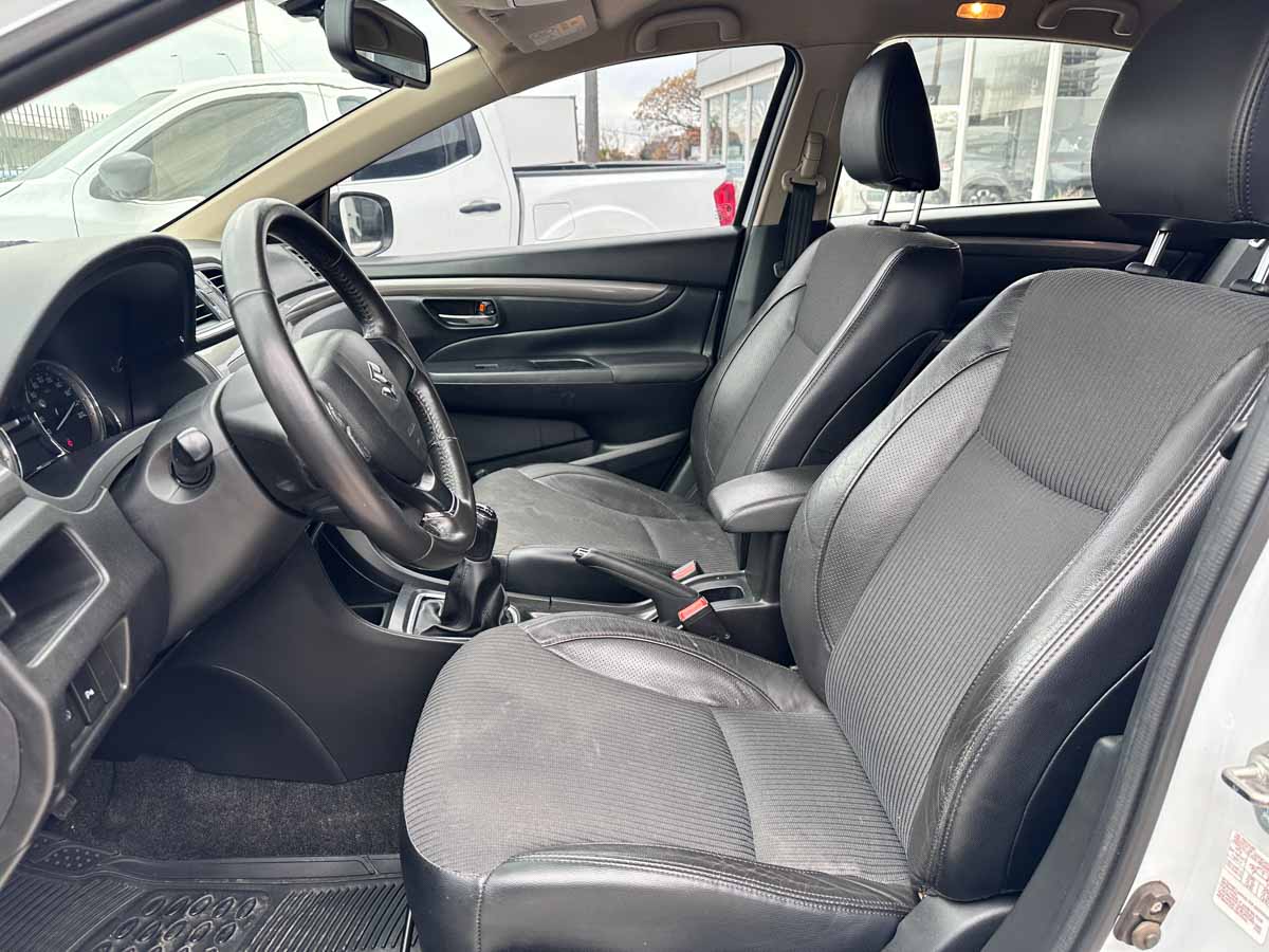 SUZUKI CIAZ GLX 1.4 MT EXTRA FULL 4PTS 2015