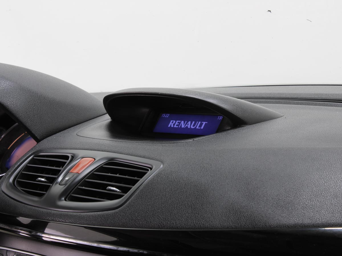 RENAULT MEGANE III PRIVILEGE 2.0 MT 2014