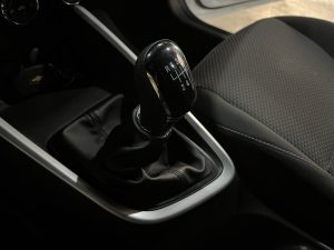 CHEVROLET ONIX 1.2 LT MT 2023