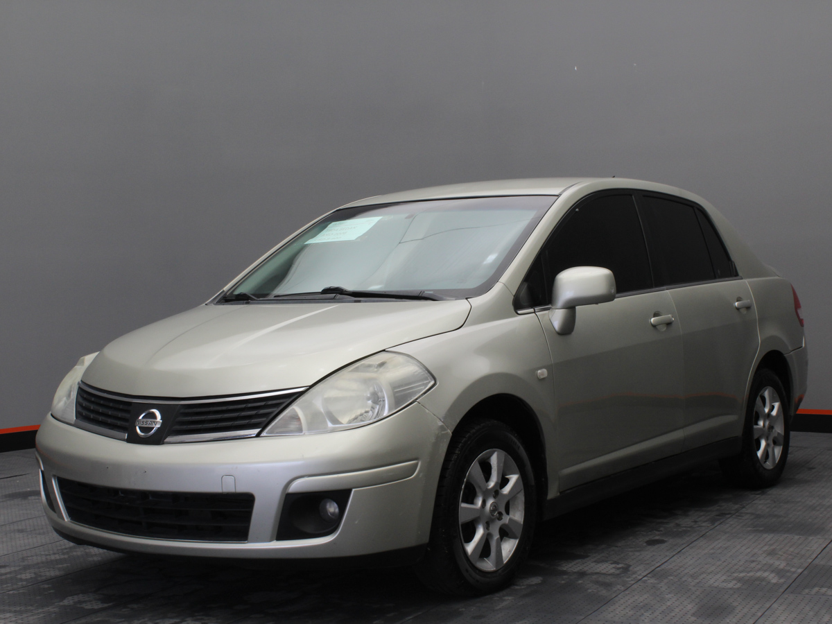 NISSAN TIIDA 2008