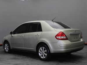 NISSAN TIIDA 2008