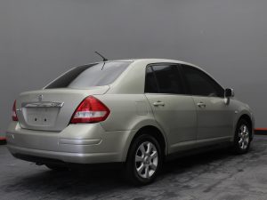 NISSAN TIIDA 2008