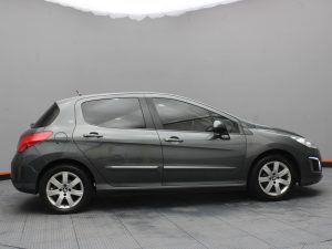 PEUGEOT 308 ACTIVE 2013
