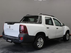 RENAULT OROCH 2017