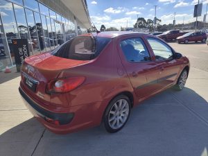 PEUGEOT 207 COMPACT 2010
