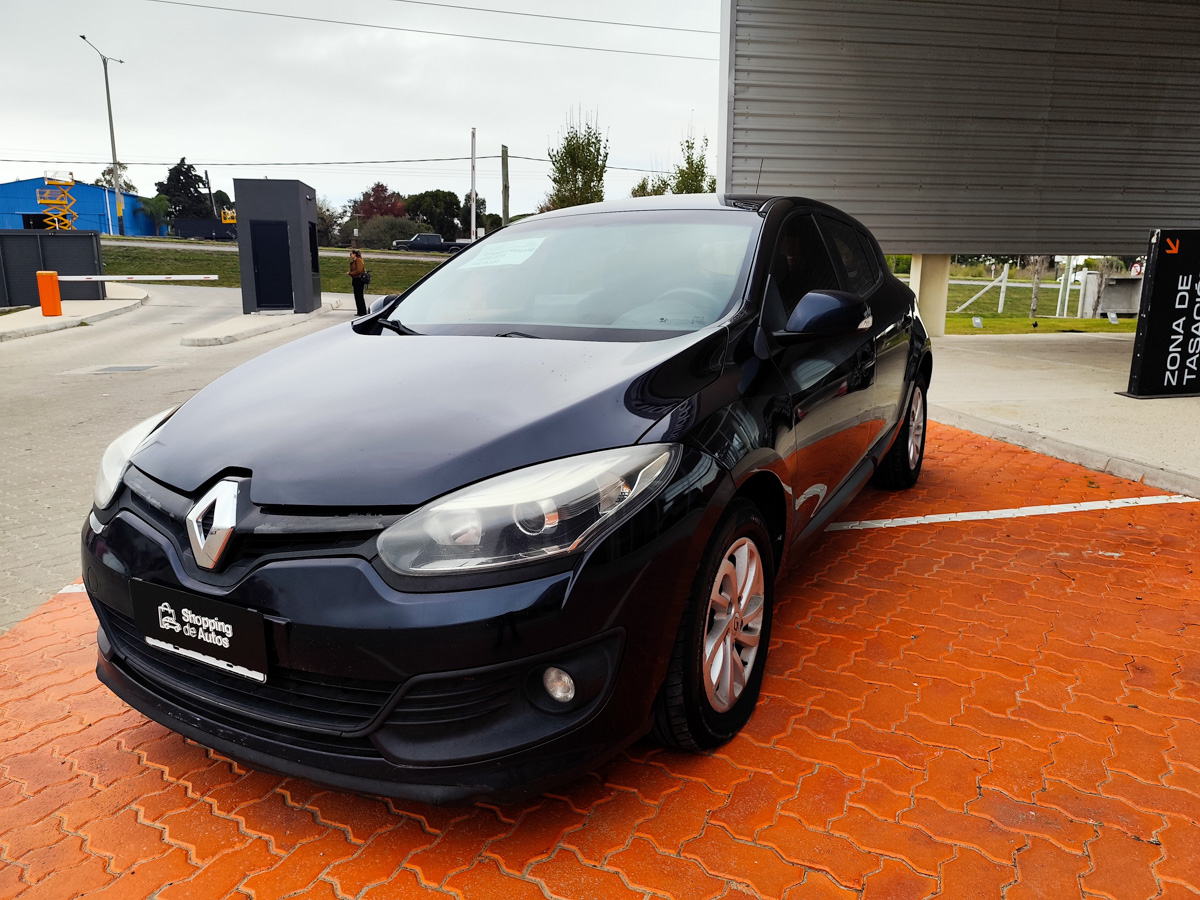 RENAULT MEGANE III 2015