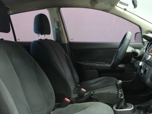 NISSAN TIIDA 2011