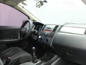 NISSAN TIIDA 2011