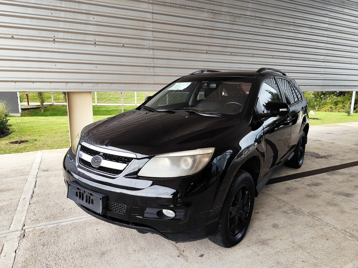 BYD S6 2015