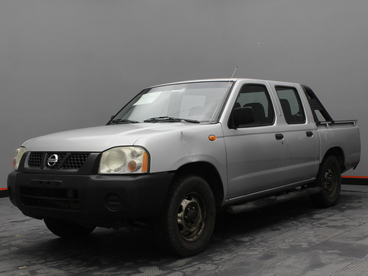 NISSAN FRONTIER 2013