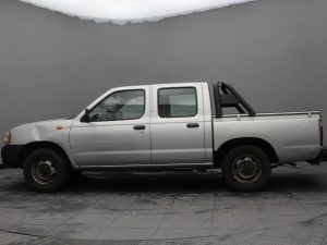 NISSAN FRONTIER 2013