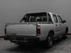 NISSAN FRONTIER 2013