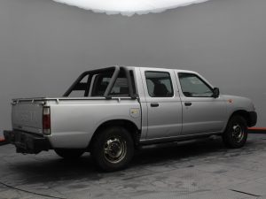 NISSAN FRONTIER 2013