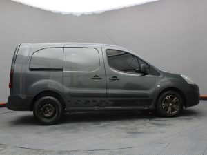 PEUGEOT PARTNER FG 2016