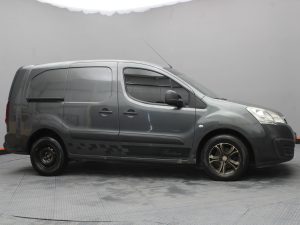 PEUGEOT PARTNER FG 2016