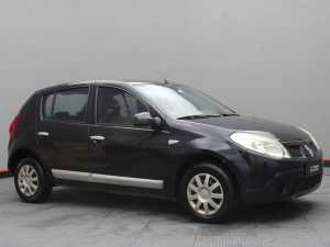 RENAULT SANDERO 2011