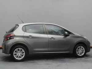 PEUGEOT 208 ALLURE 2017