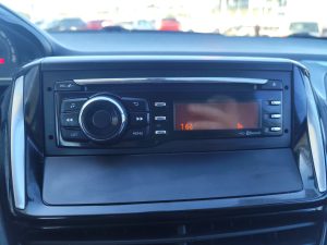 PEUGEOT 208 ACTIVE 2014