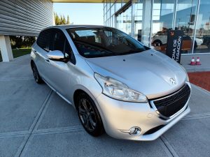 PEUGEOT 208 ACTIVE 2014
