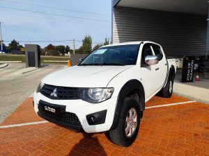 MITSUBISHI L200 4X4 2013