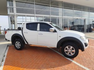 MITSUBISHI L200 4X4 2013